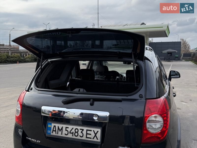 Позашляховик / Кросовер Chevrolet Captiva 2012 в Житомирі