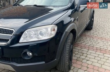 Позашляховик / Кросовер Chevrolet Captiva 2010 в Ужгороді
