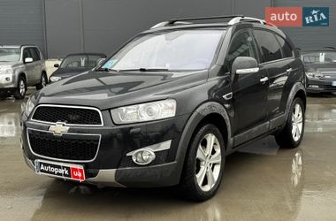 Позашляховик / Кросовер Chevrolet Captiva 2011 в Львові