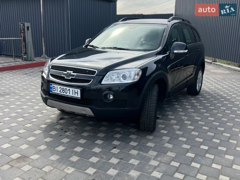 Внедорожник / Кроссовер Chevrolet Captiva 2010 в Полтаве