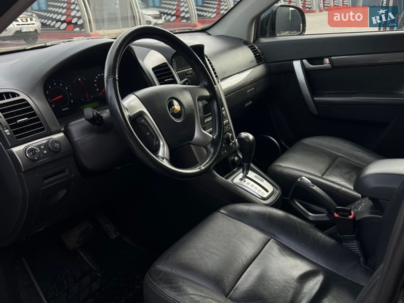 Внедорожник / Кроссовер Chevrolet Captiva 2010 в Полтаве