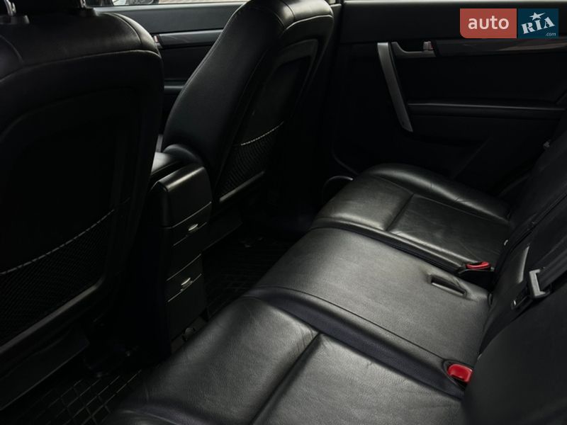 Внедорожник / Кроссовер Chevrolet Captiva 2010 в Полтаве