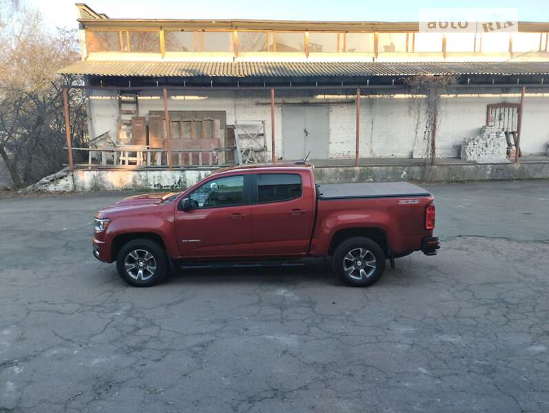 Пікап Chevrolet Colorado 2015 в Чернігові