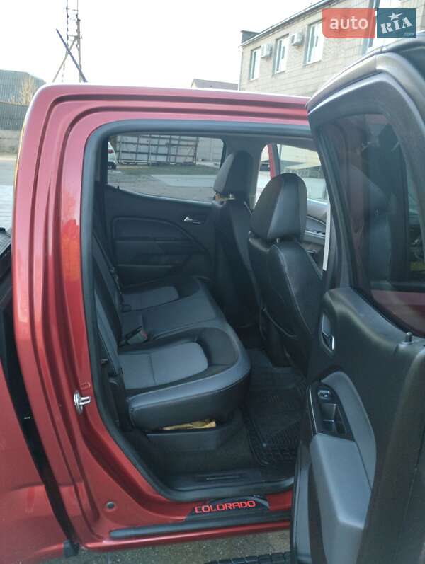 Пикап Chevrolet Colorado 2015 в Чернигове
