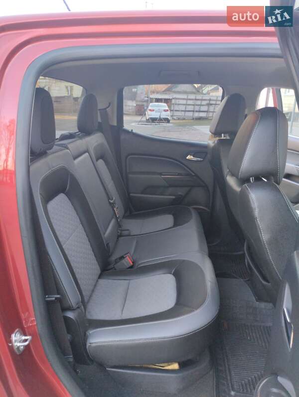 Пикап Chevrolet Colorado 2015 в Чернигове