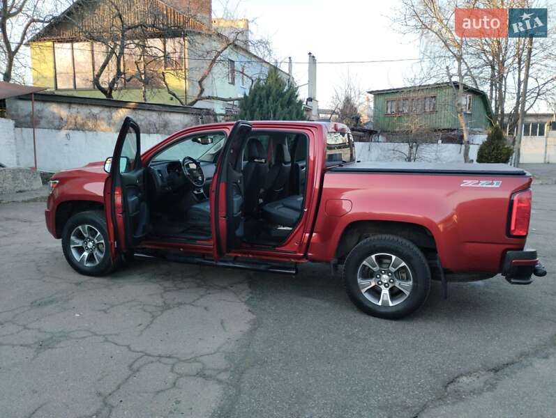 Пикап Chevrolet Colorado 2015 в Чернигове