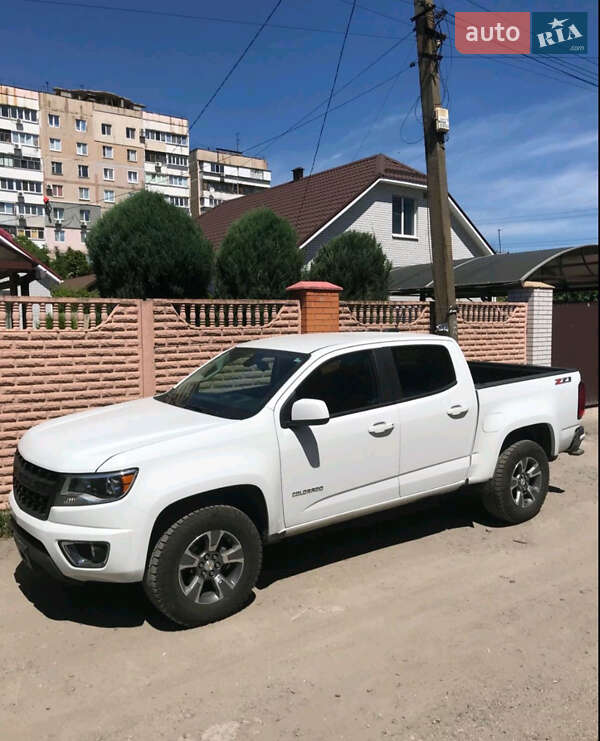Пикап Chevrolet Colorado 2017 в Запорожье