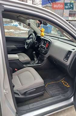 Пикап Chevrolet Colorado 2015 в 