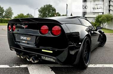 Купе Chevrolet Corvette 2006 в 
