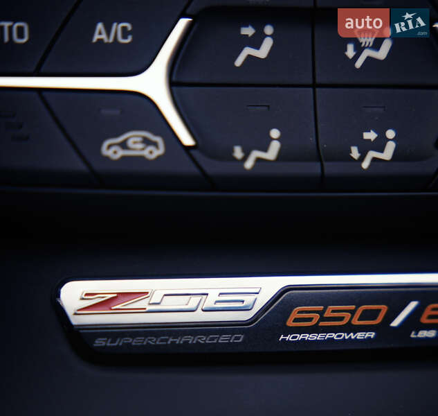 Купе Chevrolet Corvette 2015 в Киеве