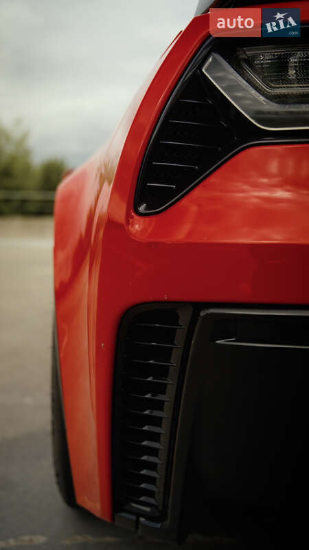 Купе Chevrolet Corvette 2015 в Киеве