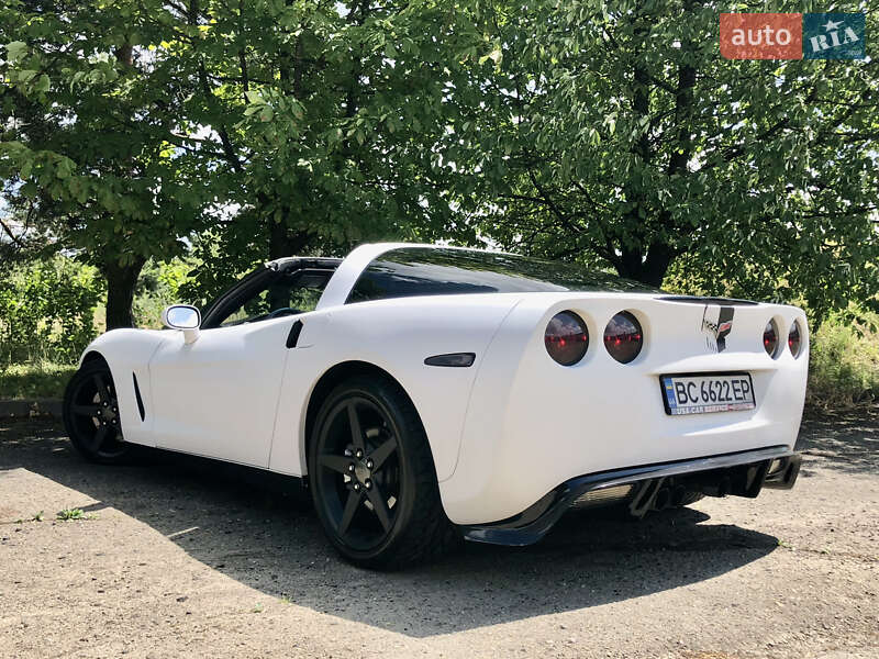 Кабриолет Chevrolet Corvette 2006 в Дрогобыче