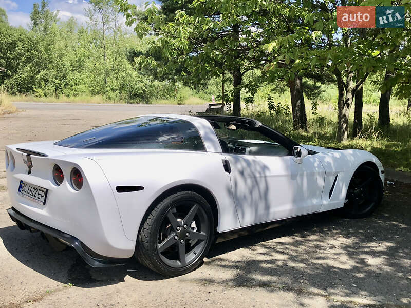 Кабриолет Chevrolet Corvette 2006 в Дрогобыче