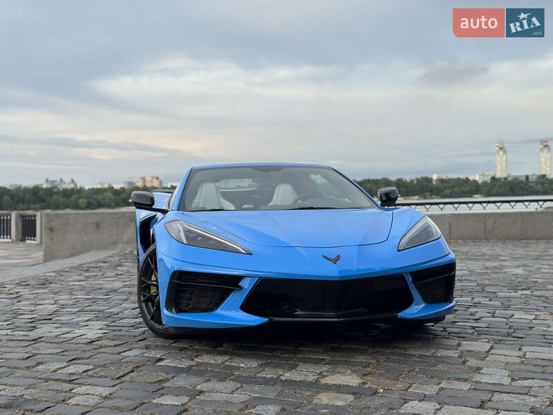 Кабриолет Chevrolet Corvette 2022 в Киеве