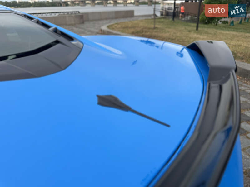 Кабриолет Chevrolet Corvette 2022 в Киеве