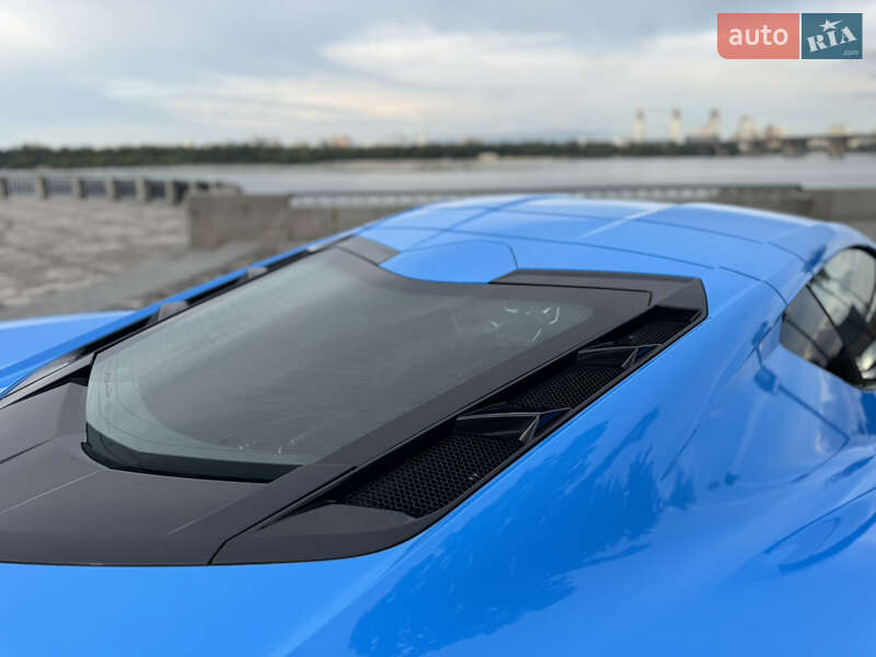 Кабриолет Chevrolet Corvette 2022 в Киеве