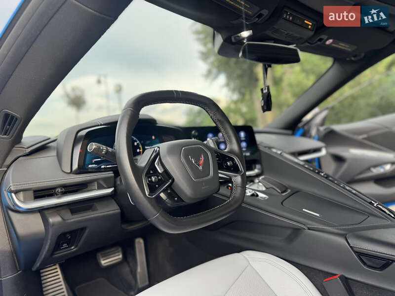 Кабриолет Chevrolet Corvette 2022 в Киеве