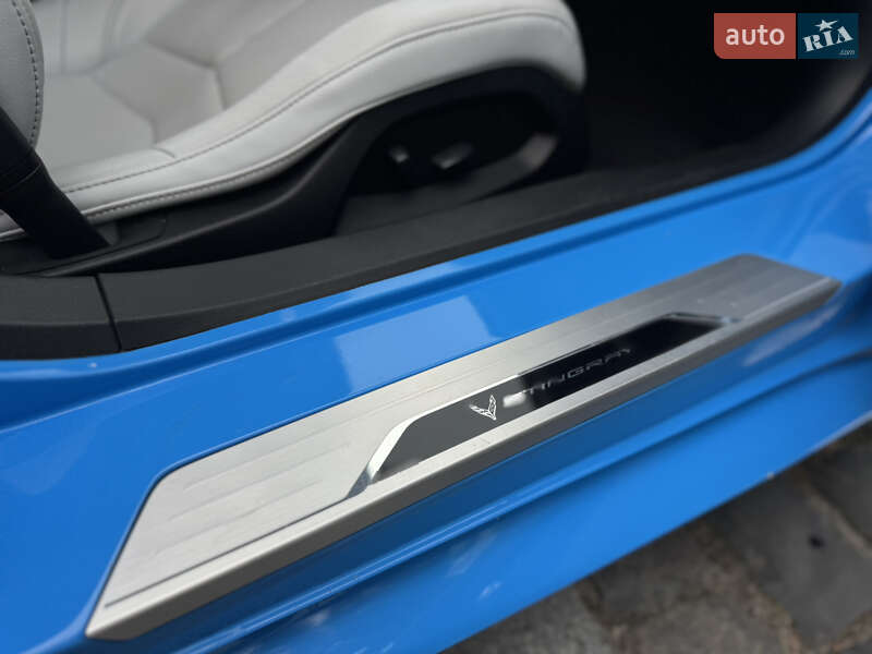 Кабриолет Chevrolet Corvette 2022 в Киеве