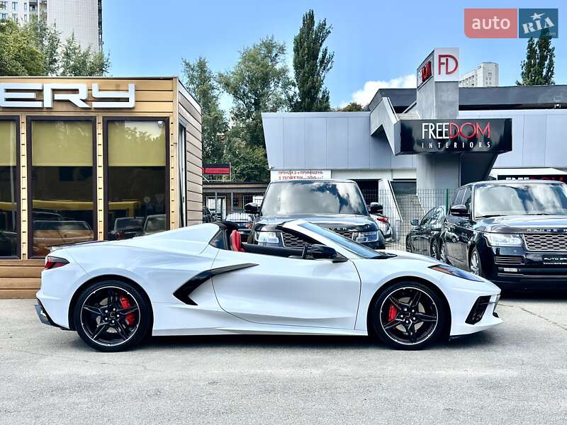 Кабриолет Chevrolet Corvette 2023 в Киеве