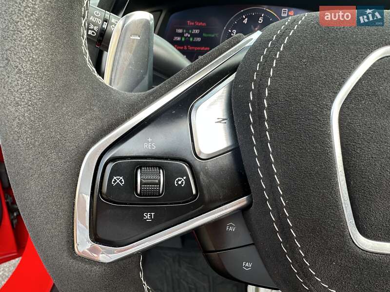 Кабріолет Chevrolet Corvette 2021 в Києві фото 31 Кабріолет Chevrolet Corvette 2021 в Києві