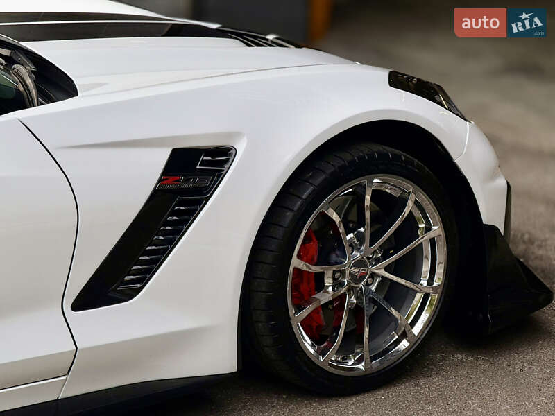 Кабріолет Chevrolet Corvette 2015 в Харкові