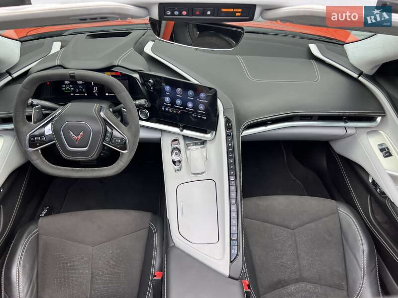 Купе Chevrolet Corvette 2021 в Киеве фото 17 Купе Chevrolet Corvette 2021 в Киеве