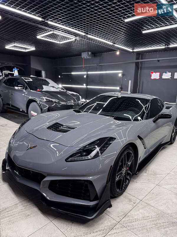 Кабриолет Chevrolet Corvette 2016 в Киеве