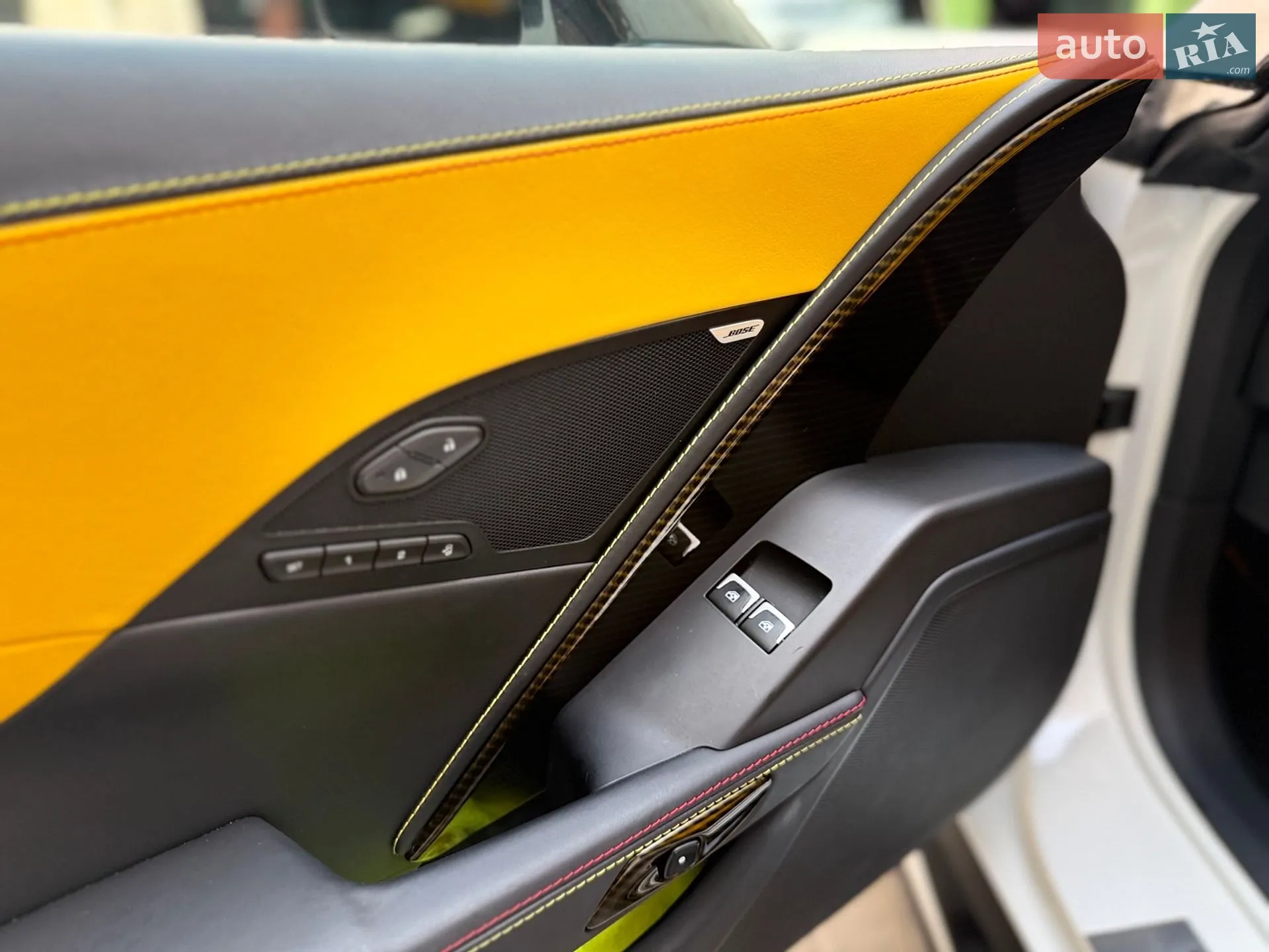 2014 Chevrolet Corvette - мініатюра 10