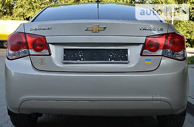 Седан Chevrolet Cruze 2010 в Хмельницком