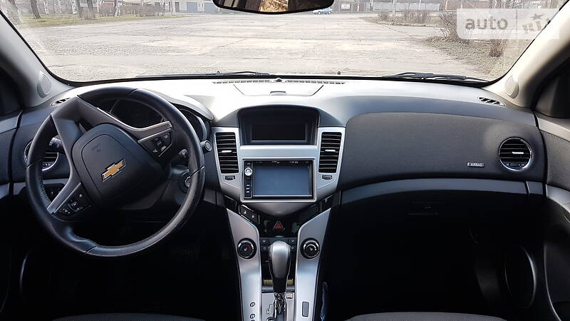 Седан Chevrolet Cruze 2012 в Кривому Розі