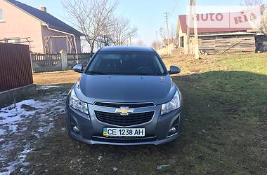 Седан Chevrolet Cruze 2014 в Черновцах