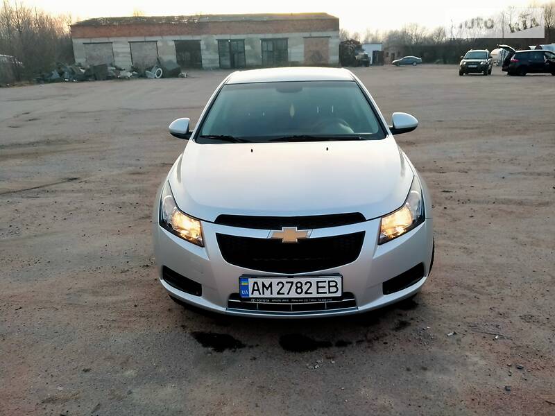 Седан Chevrolet Cruze 2011 в Житомирі фото 18 Седан Chevrolet Cruze 2011 в Житомирі
