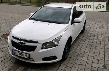 Хетчбек Chevrolet Cruze 2012 в 