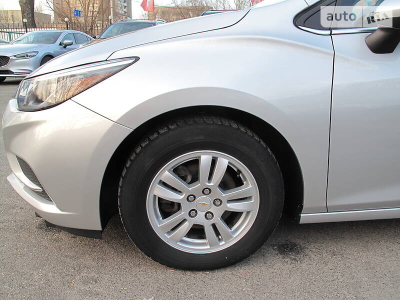 Седан Chevrolet Cruze 2016 в Києві