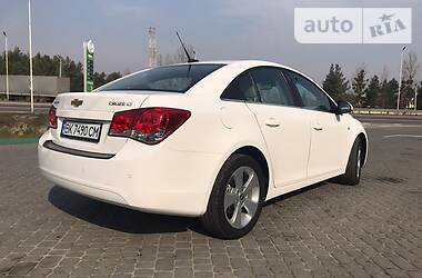 Седан Chevrolet Cruze 2010 в 