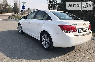 Седан Chevrolet Cruze 2010 в 