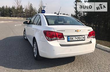 Седан Chevrolet Cruze 2010 в 