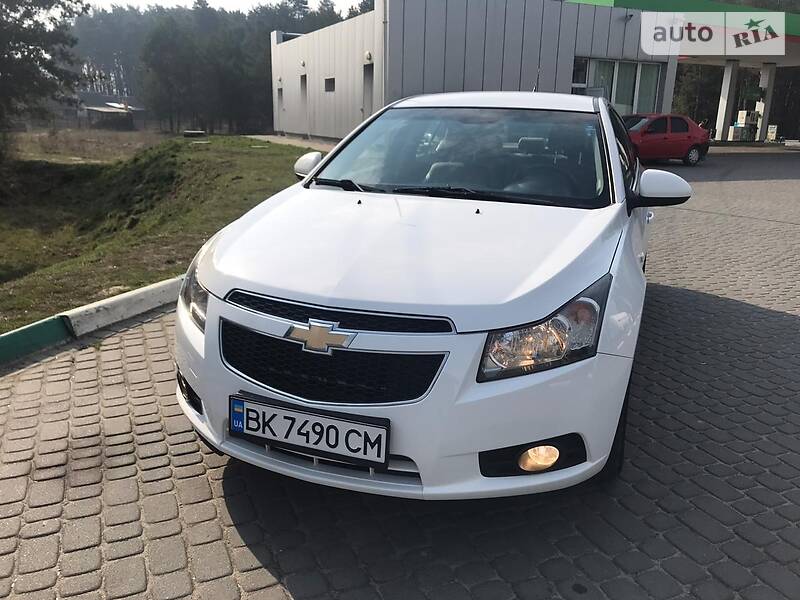 Седан Chevrolet Cruze 2010 в Бродах