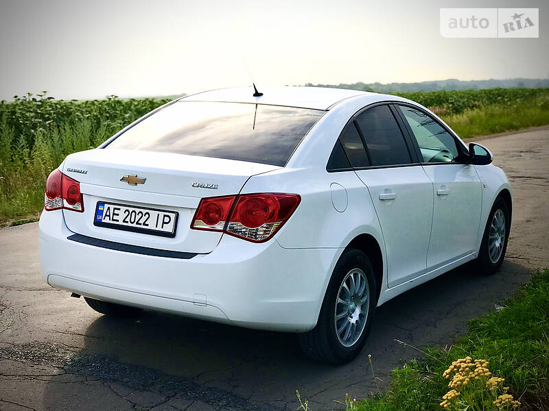 Седан Chevrolet Cruze 2011 в Кам'янському
