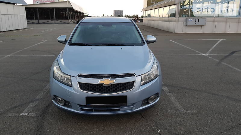 Седан Chevrolet Cruze 2008 в Києві