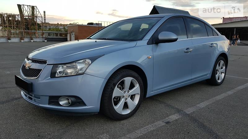 Седан Chevrolet Cruze 2008 в Києві