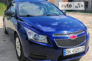 Седан Chevrolet Cruze 2012 в Рівному