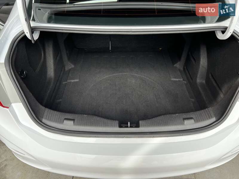 Седан Chevrolet Cruze 2016 в Киеве