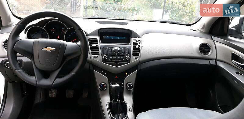 Седан Chevrolet Cruze 2009 в Тячеві