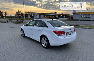 Седан Chevrolet Cruze 2010 в 