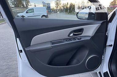 Седан Chevrolet Cruze 2010 в 