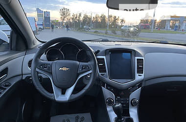 Седан Chevrolet Cruze 2010 в 
