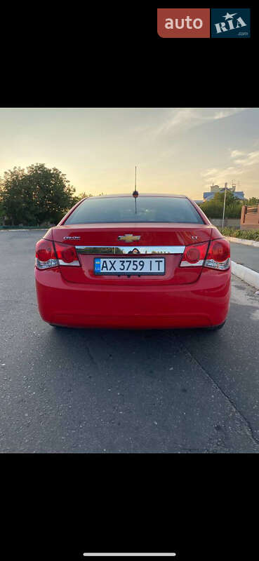Седан Chevrolet Cruze 2015 в Харкові