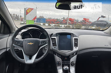 Седан Chevrolet Cruze 2010 в Виннице