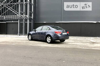 Седан Chevrolet Cruze 2013 в Киеве